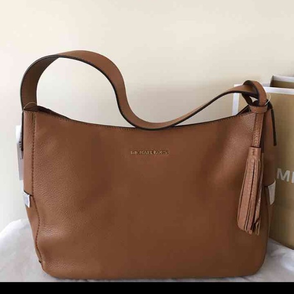 Michael Kors Handbags - COPY - Michael Kors Leather Ashbury Slouchy Bag